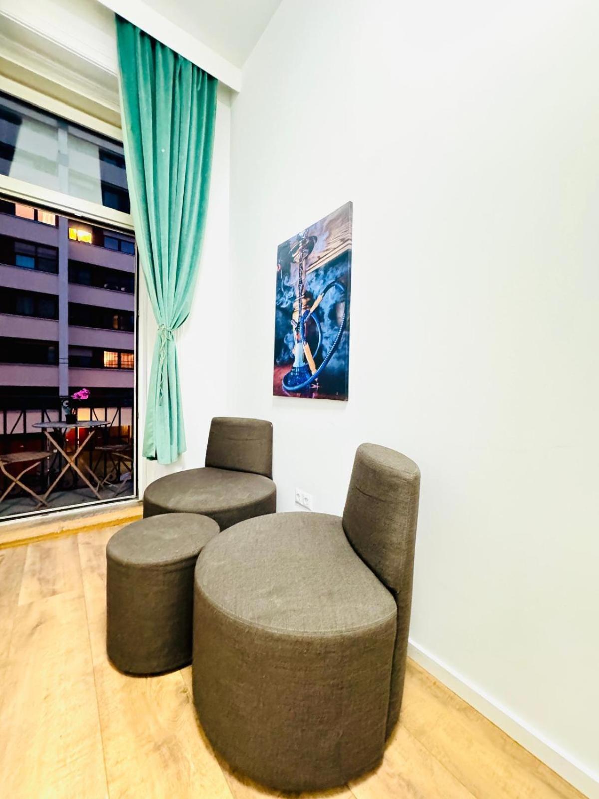 Cozy 9Br Shared Apartment, Only 12Min Walk To Augarten Viena Exterior foto