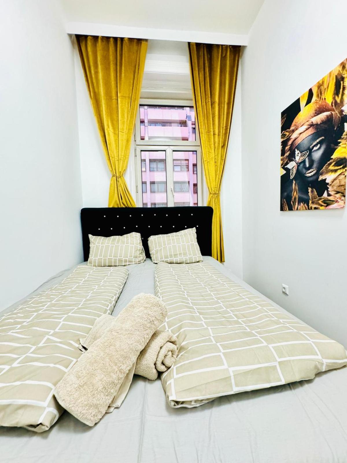 Cozy 9Br Shared Apartment, Only 12Min Walk To Augarten Viena Exterior foto